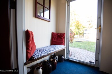 24 Jermain St, Albany, NY 12206 - photo 3