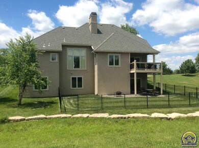 4120 SW Cypresswood Ct, Topeka, KS 66610 - photo 4