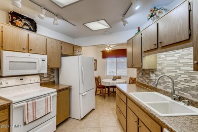 13832 N 111th Ave, Sun City, AZ 85351 - photo 7