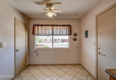 10350 W Caron Dr, Sun City, AZ 85351 - photo 6