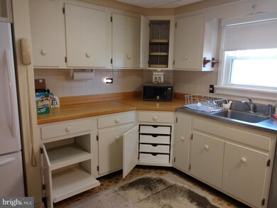 53 E Summit St, Mohnton, PA 19540 - photo 4