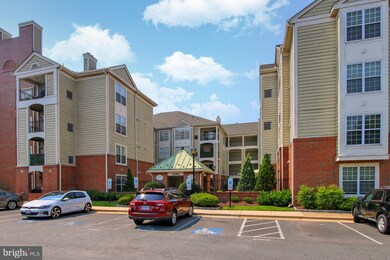 Quaker Hill Community unit 304, Alexandria, VA 22314 - photo 4