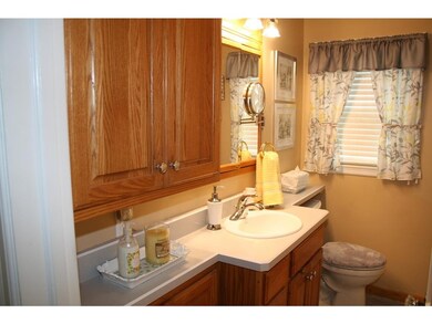 2408 46th St, Des Moines, IA 50310 - photo 6