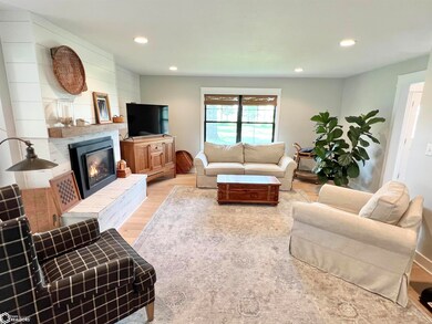 3630 E 68th St S, Newton, IA 50208 - photo 6