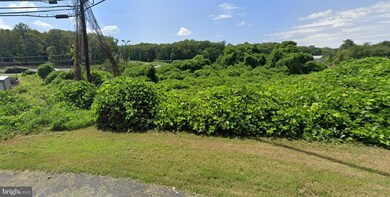 18700 Triangle St, Triangle, VA 22172 - photo 3