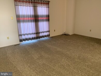 3030 Greenshire Ave, Claymont, DE 19703 - photo 6