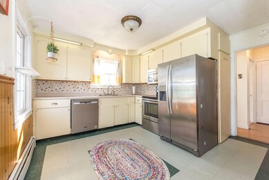 14 Cromwell St, Kittery, ME 03904 - photo 2