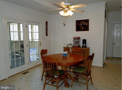 6670 Wilson Rd, Friendship, MD 20758 - photo 7