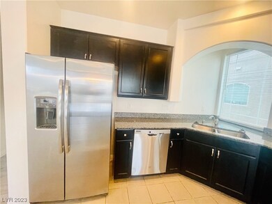 6433 Amberleaf Way, Las Vegas, NV 89118 - photo 7