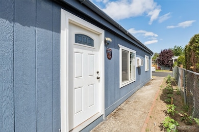 725 37th St SE unit 36, Auburn, WA 98002 - photo 3