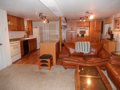 212 Birch Ln, Hawley, PA 18428 - photo 3