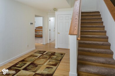 6291 W Locksley Loop Wasilla-large-003-1