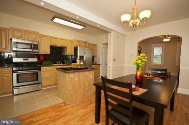 4115 Fairview Ave, Baltimore, MD 21216 - photo 3