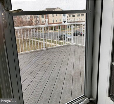 25059 Riding Center Dr, Chantilly, VA 20152 - photo 4