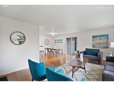 1140 NE 9th Place, Canby, OR 97013 - photo 6