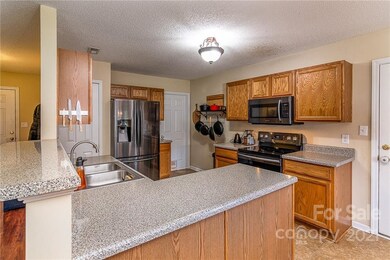 127 Windrow Ln, Statesville, NC 28625 - photo 3