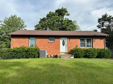 3369 Holwyn Rd, Lexington, KY 40503 - photo 2