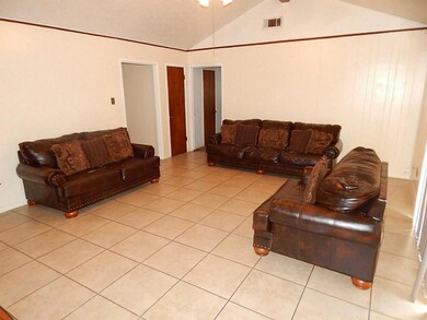 11038 Caribbean Ln, Houston, TX 77089 - photo 4