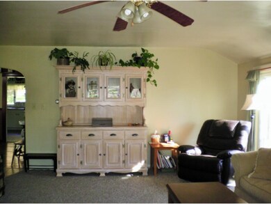 72 Joy St, Pittsfield, NH 03263 - photo 4