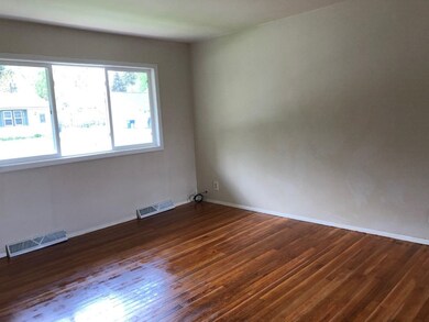 801 W 11th St, La Porte, IN 46350 - photo 3