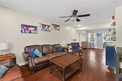 202 Sinclair St, Norfolk, VA 23505 - photo 5