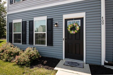 400 Celia Ln unit 20, Madison, OH 44057 - photo 2