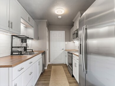 79 Lower Colorado Dr, Bay City, TX 77414 - photo 7