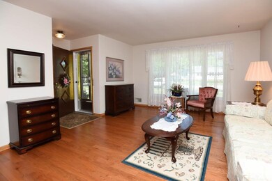 8957 Cottage Grove Place, Highland, IN 46322 - photo 4