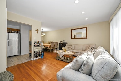 22-07 Parsons Blvd, Flushing, NY 11357 - photo 4