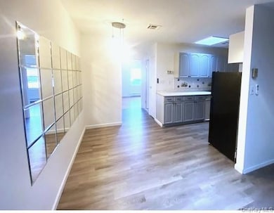 259 Newcastle Ct unit E, Ridge, NY 11961 - photo 7