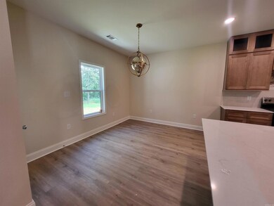 929 N Jeff Davis Ave, Jacksonville, AR 72076 - photo 5