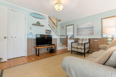 337 Long Sands #3, York