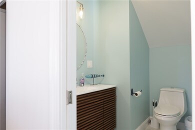 299 Prospect Ave, Middletown, RI 02842 - photo 7