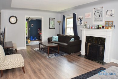 305 W College Ave, Woodville, OH 43469 - photo 3