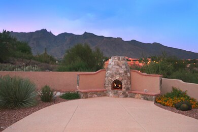 Outdoor fireplace