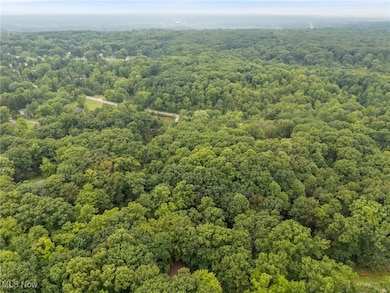 17660 Egbert Rd, Walton Hills, OH 44146 - photo 7