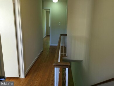3719 B Madison Ln unit 3719B, Falls Church, VA 22046 - photo 2