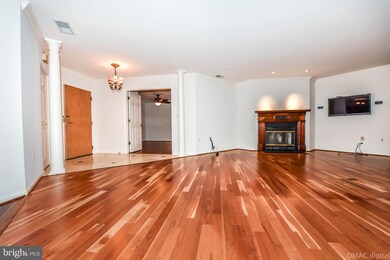 104 Mercer Ct unit 14-2A, Frederick, MD 21701 - photo 5