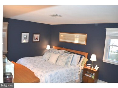 557 Hillside Dr, Lansdale, PA 19446 - photo 7