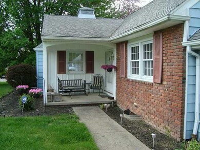 Porch - Open. Take a seat and relax, enjoy the goo