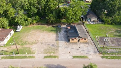 3810 Cavalcade St, Houston, TX 77026 - photo 2