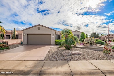 20443 N Vermillion Cliffs Dr, Surprise, AZ 85387 - photo 3