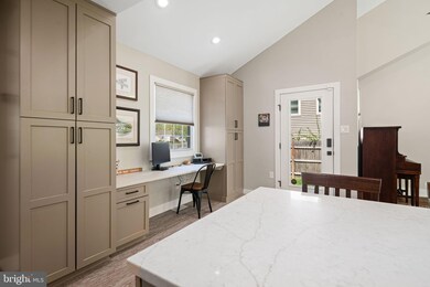 811 Edge Park Dr, Haddonfield, NJ 08033 - photo 5