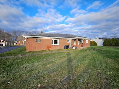 427 Pattison St, Saint Marys, PA 15857 - photo 5