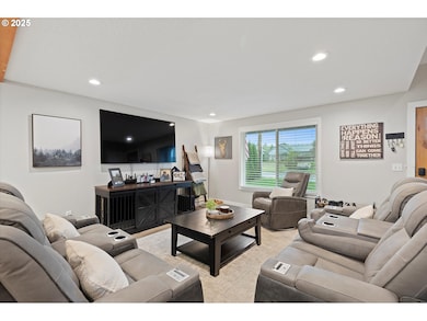 1903 E Orchard Dr, Newberg, OR 97132 - photo 3