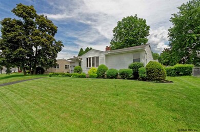 8 Crestwood Ave, Troy, NY 12180 - photo 2