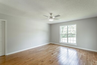 2904 Vine Dr. HD-25