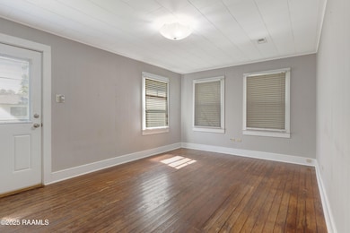 311 Ernest-3