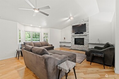 24616 94th Ave E, Graham, WA 98338 - photo 7