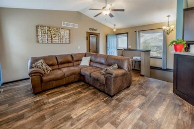 11520 W Cedar Ln, Maize, KS 67101 - photo 4